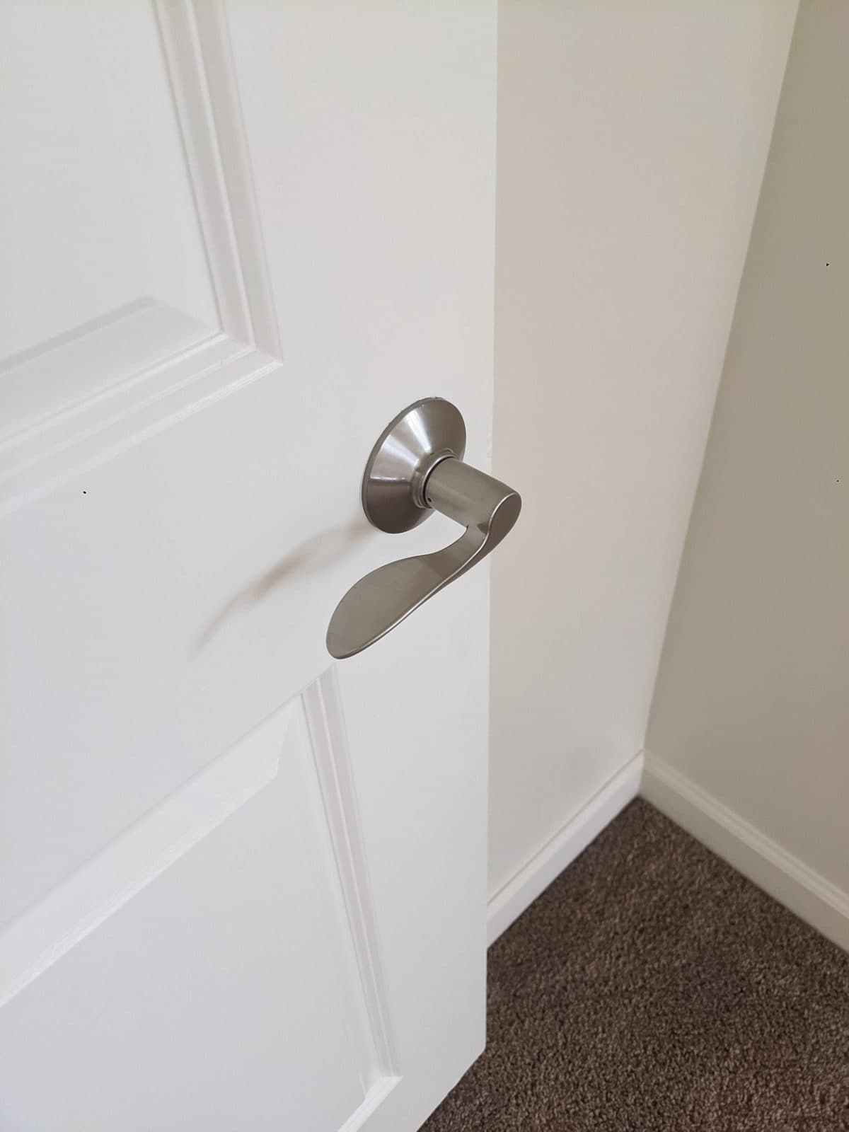 Lever Door Handle Install