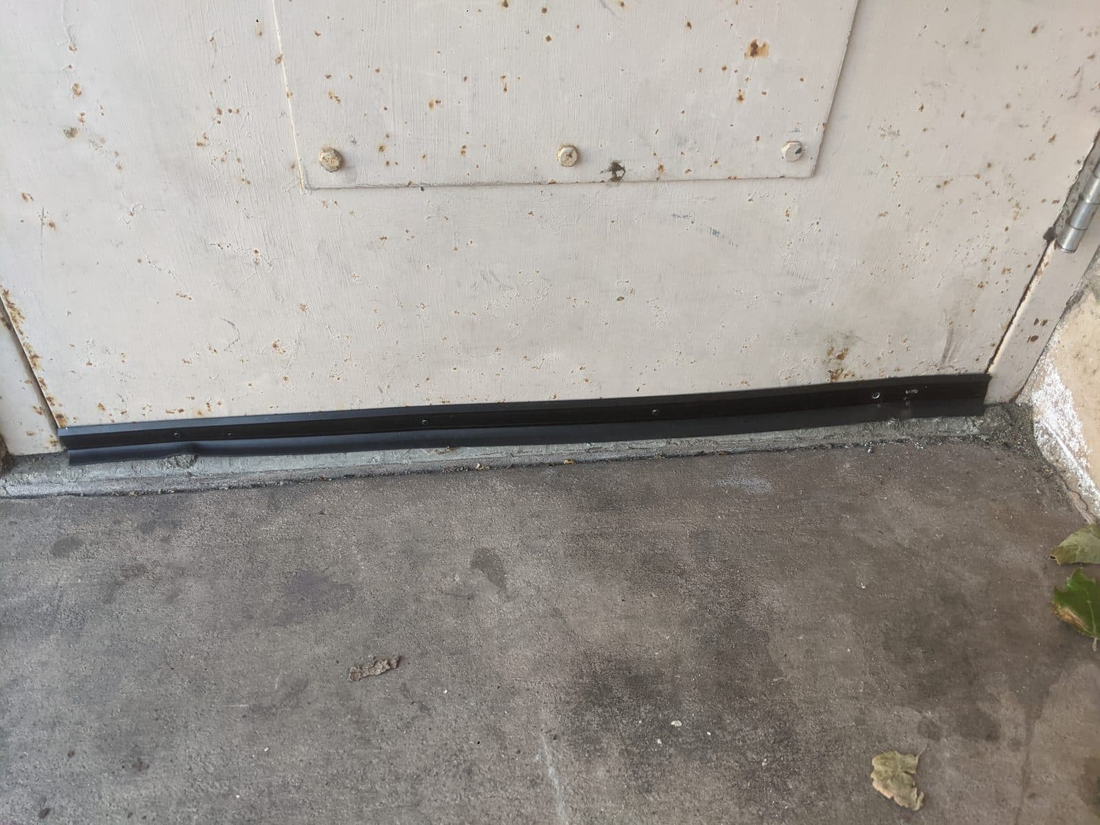 Garage Door Threshold Seal