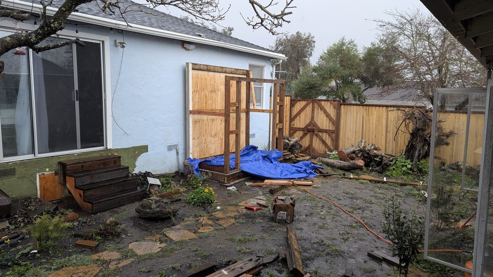 Backyard Fence & Gate